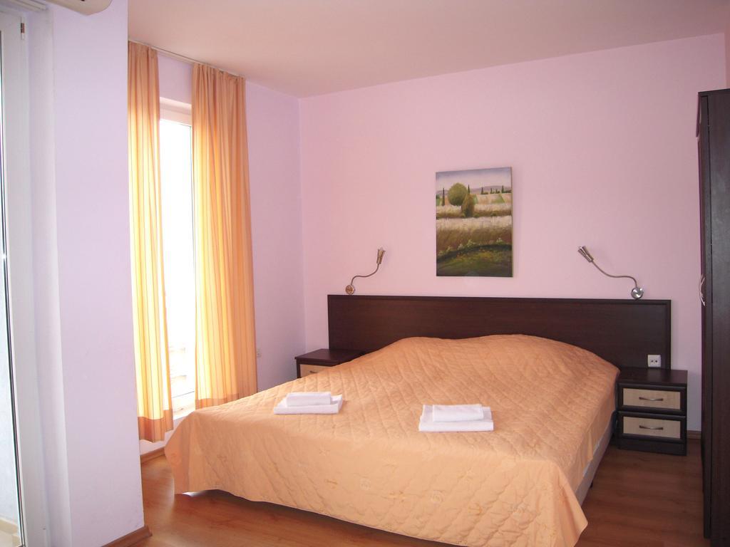 Bona Dea Club Hotel Sveti Vlas Camera foto