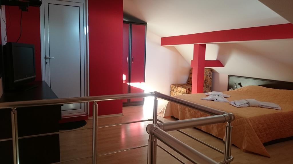 Bona Dea Club Hotel Sveti Vlas Esterno foto