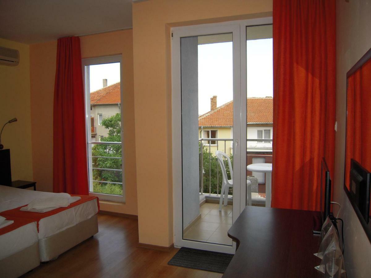 Bona Dea Club Hotel Sveti Vlas Esterno foto
